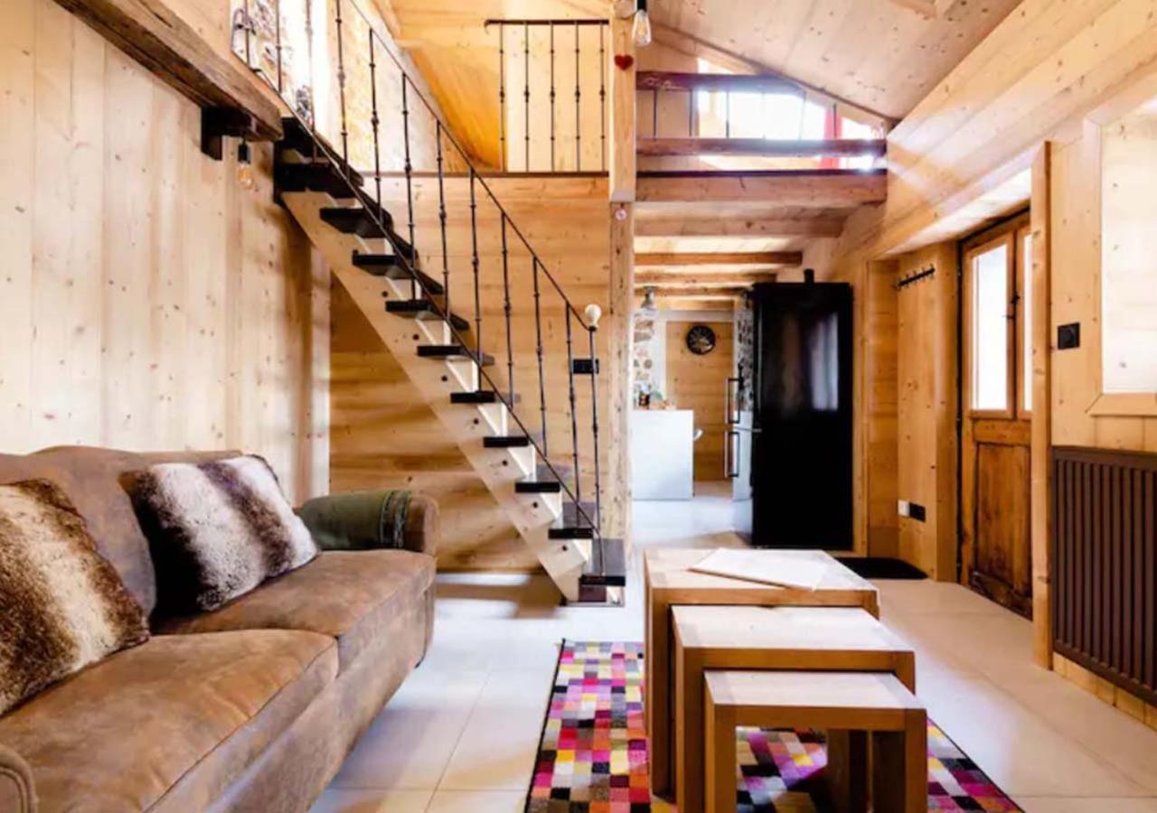 Chalet Annecy 200M Lac, Plage & Montagnes エクステリア 写真